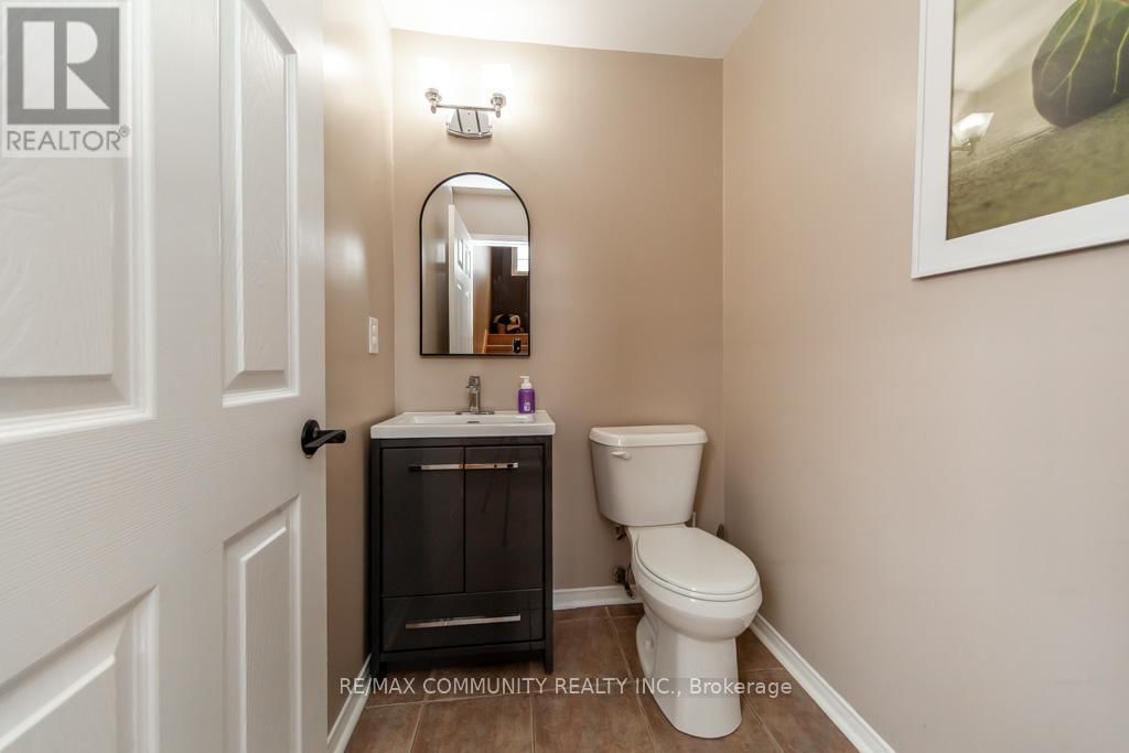 17 - 575 STEEPLE HILL Image 22