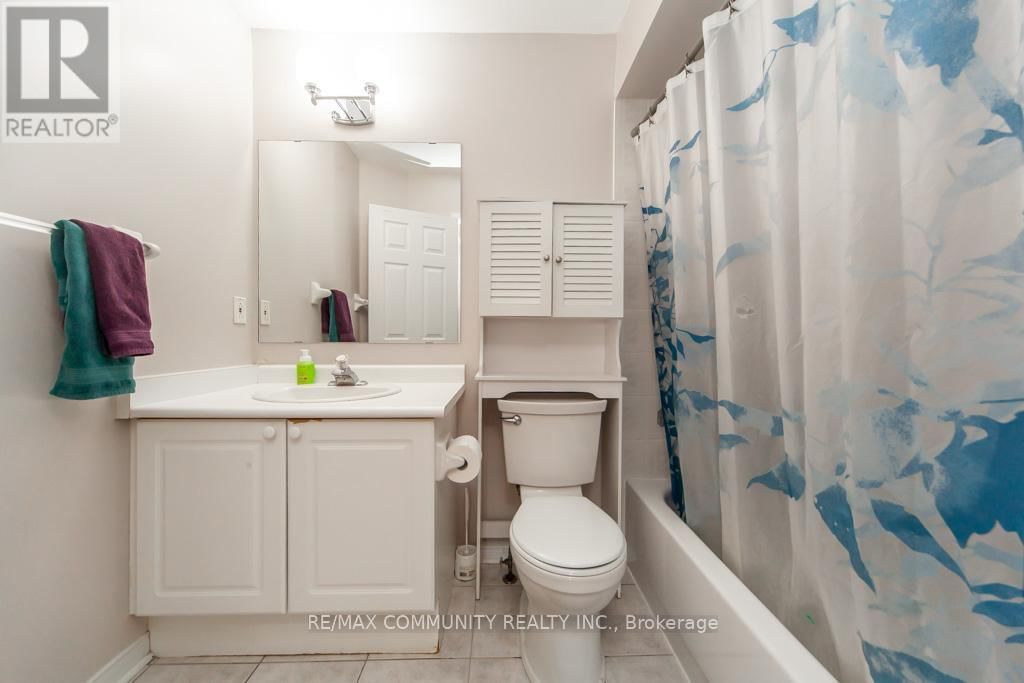 17 - 575 STEEPLE HILL Image 36