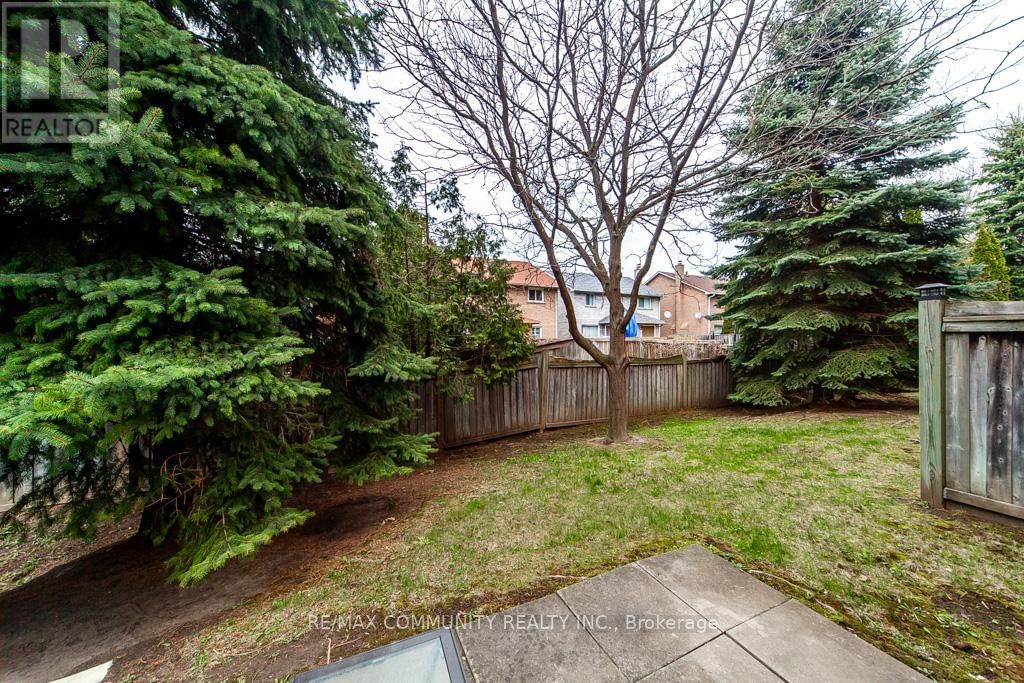 17 - 575 STEEPLE HILL Image 43