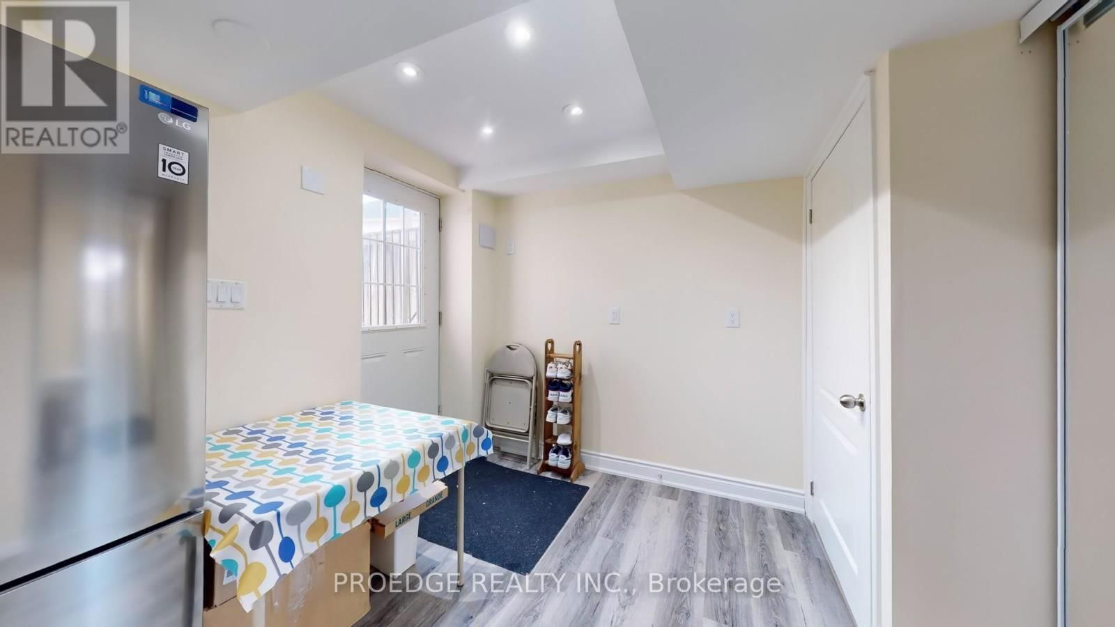 2227 MINSKY PLACE Image 32