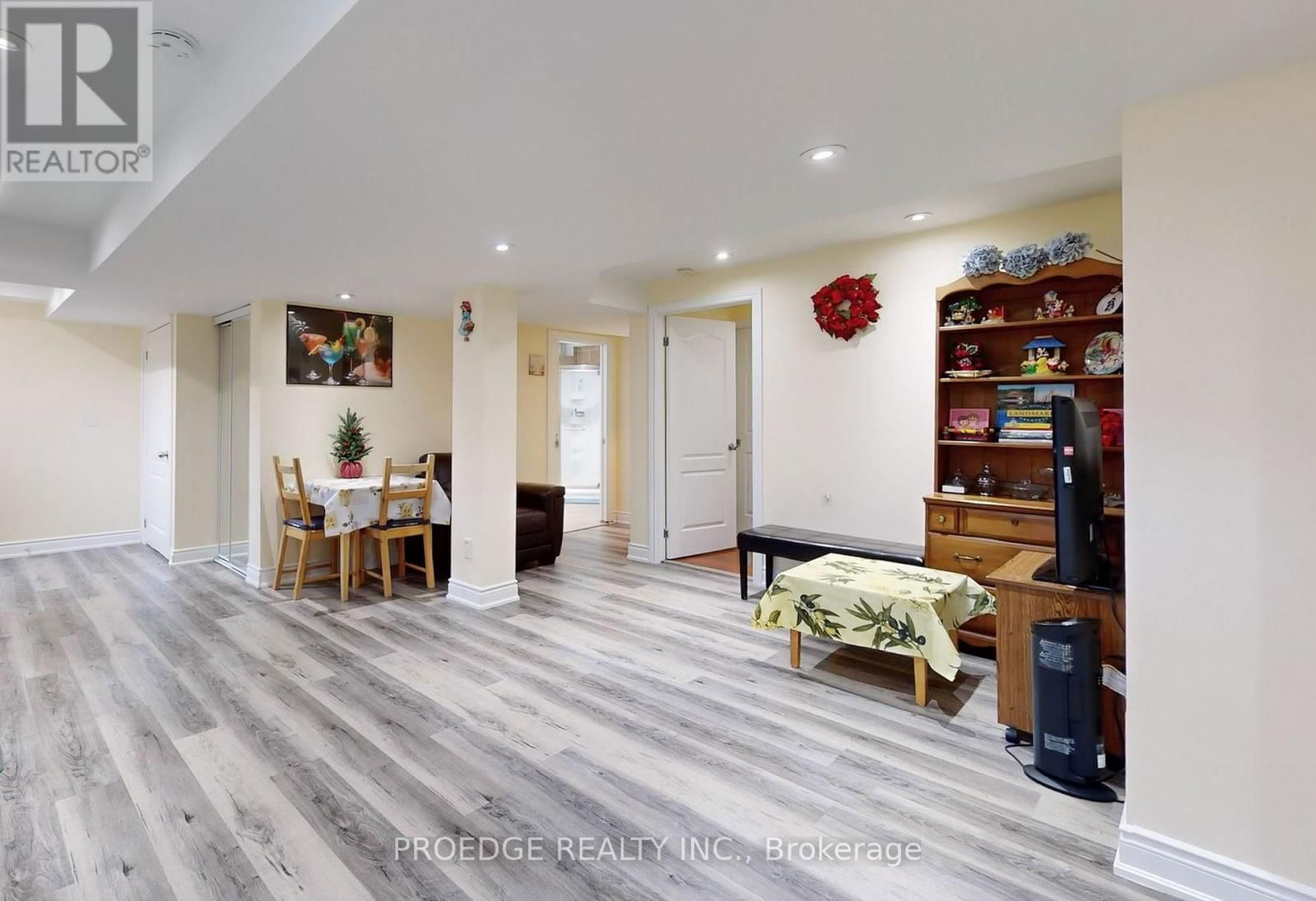 2227 MINSKY PLACE Image 35