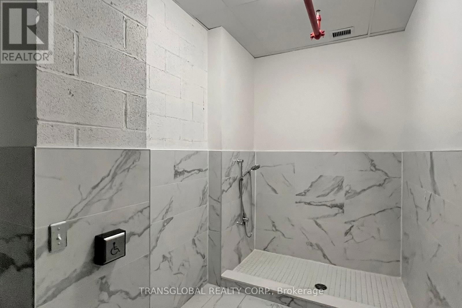 308 - 2301 DANFORTH AVENUE Image 36