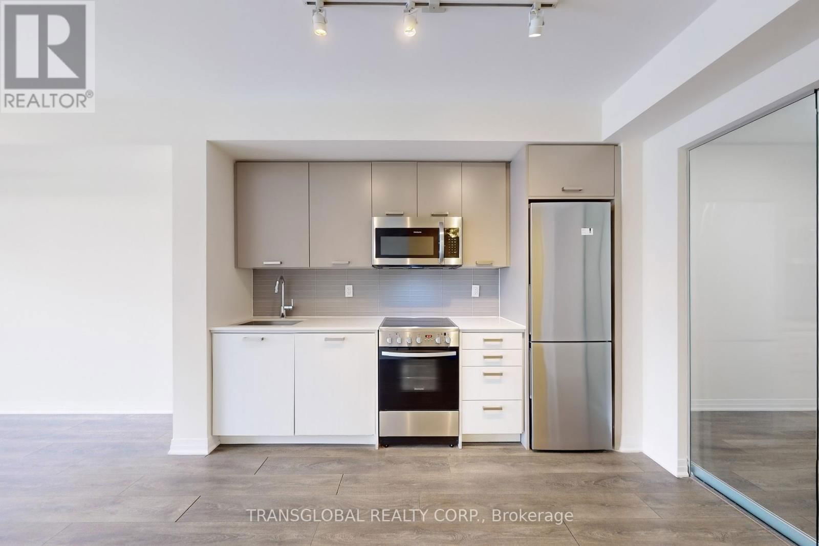 308 - 2301 DANFORTH AVENUE Image 5