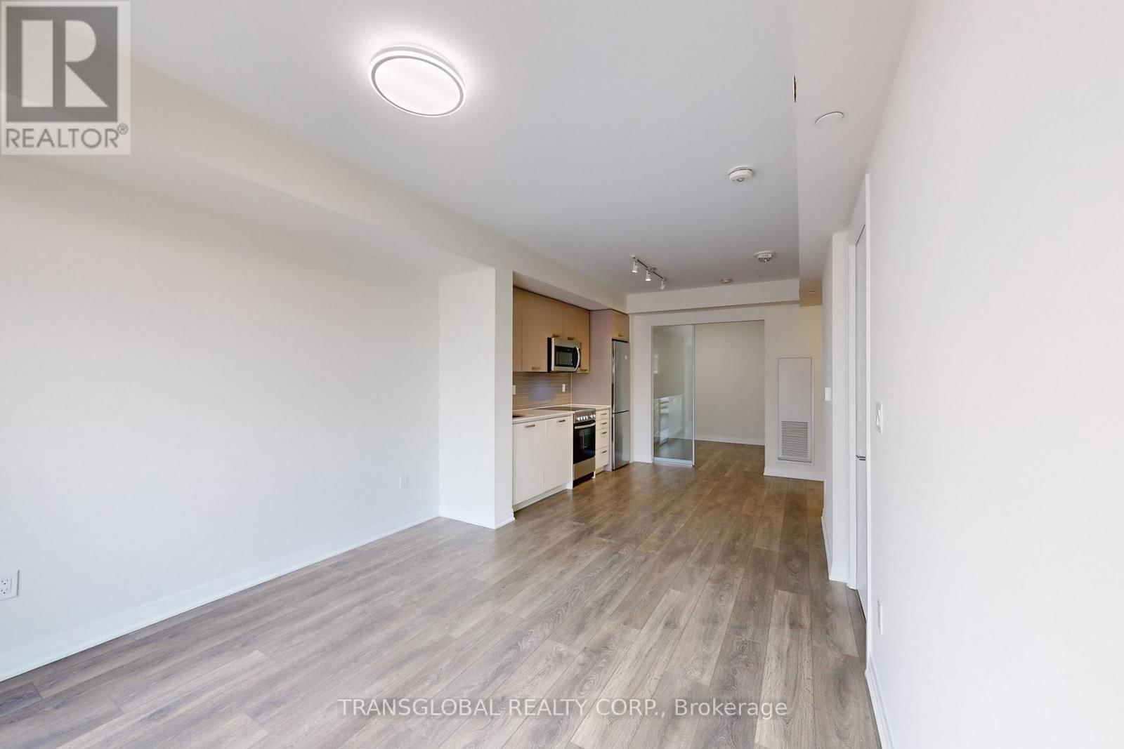 308 - 2301 DANFORTH AVENUE Image 6