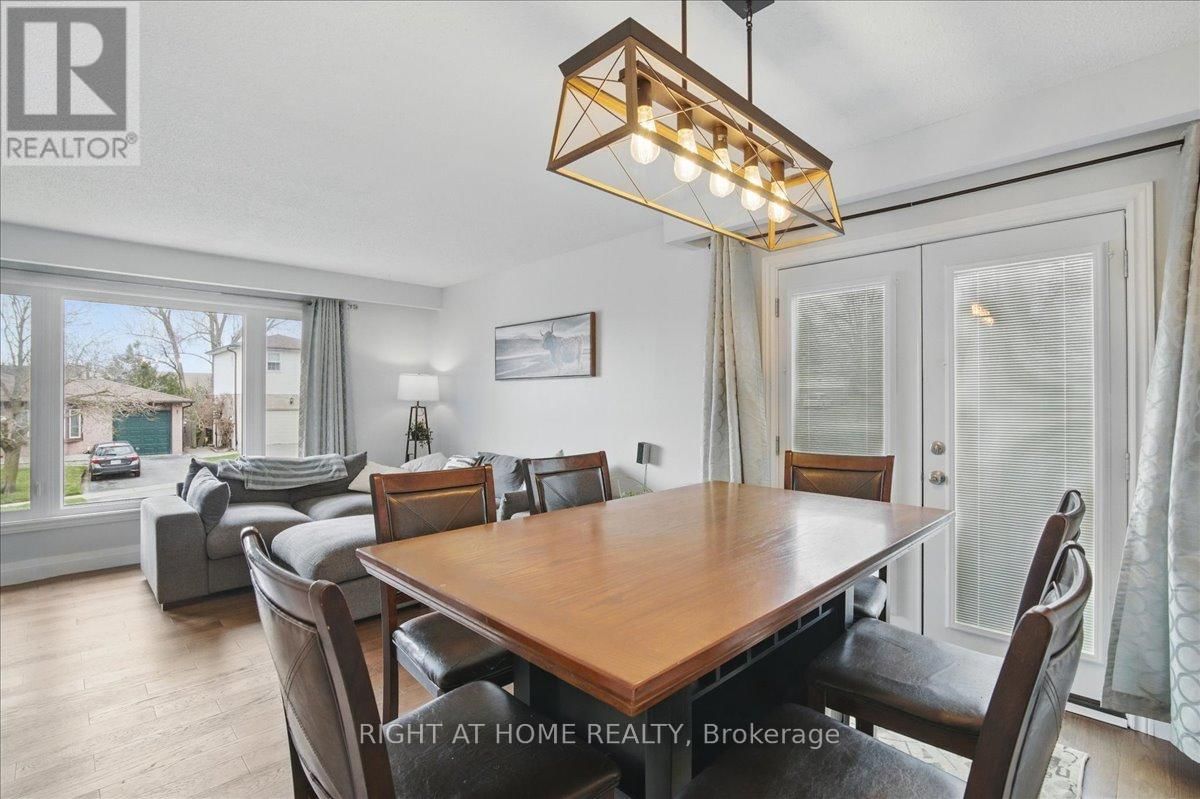 65 HEATH CRESCENT Image 12