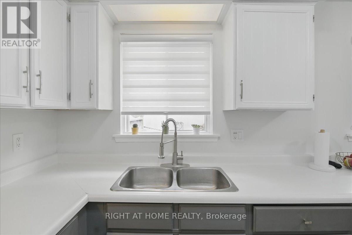65 HEATH CRESCENT Image 18