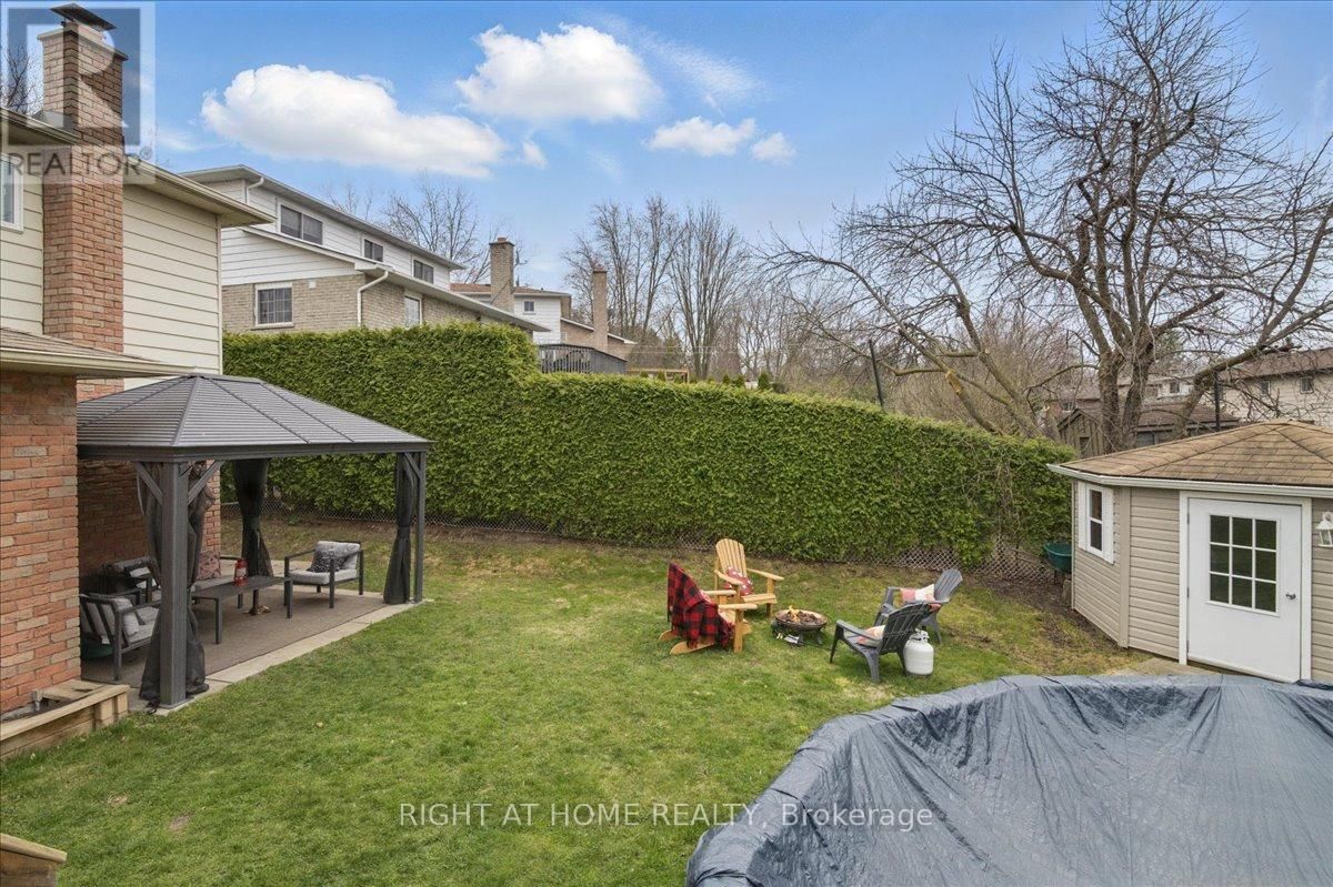 65 HEATH CRESCENT Image 36