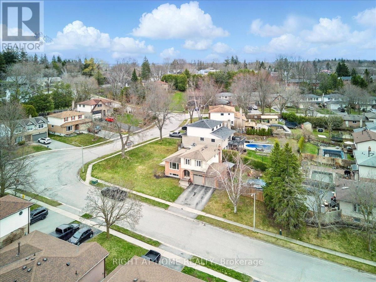 65 HEATH CRESCENT Image 49