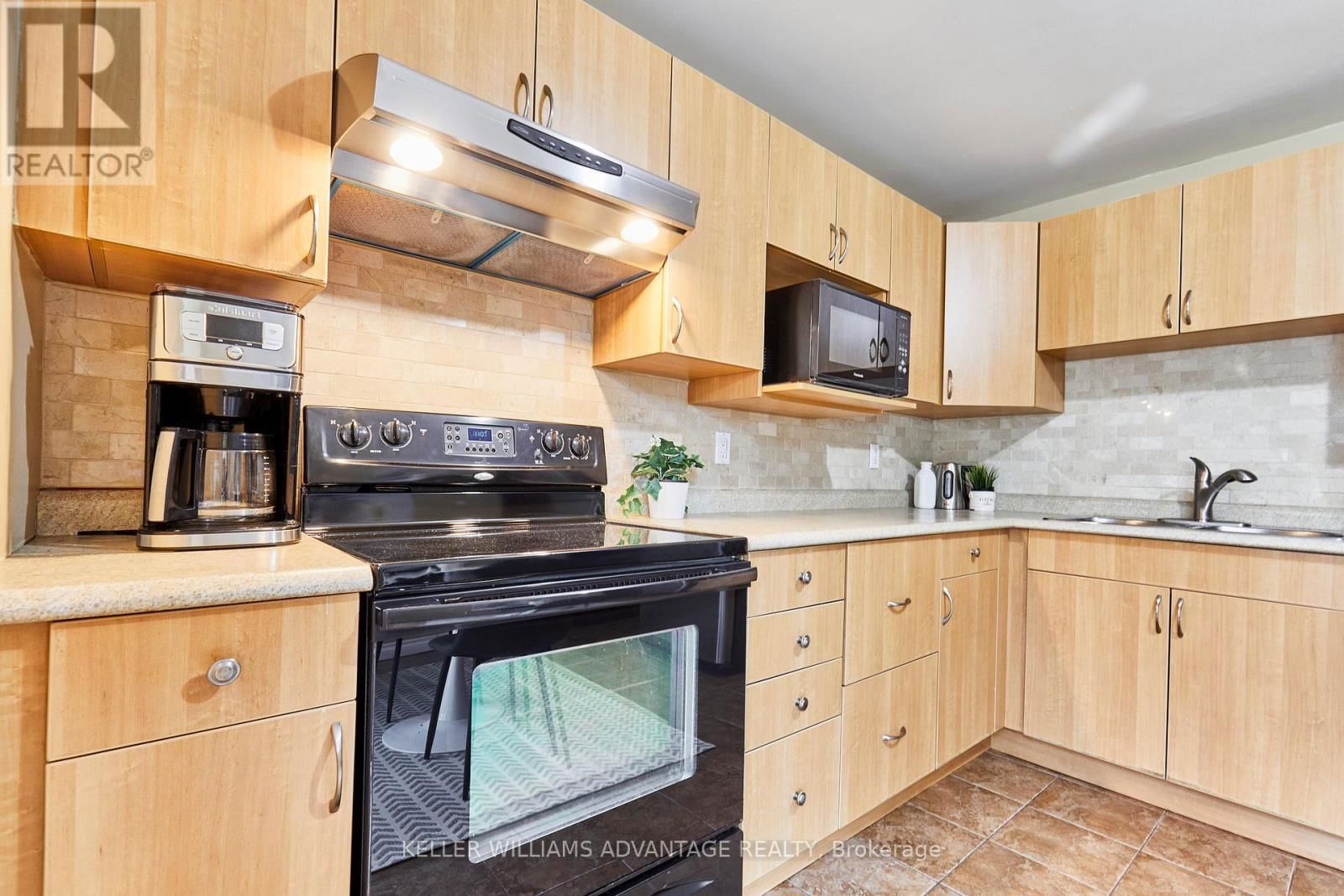 31 POPLAR ROAD Image 22