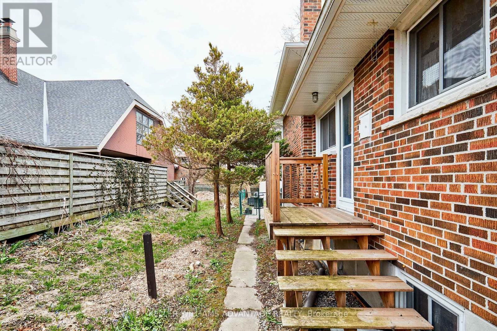 31 POPLAR ROAD Image 44