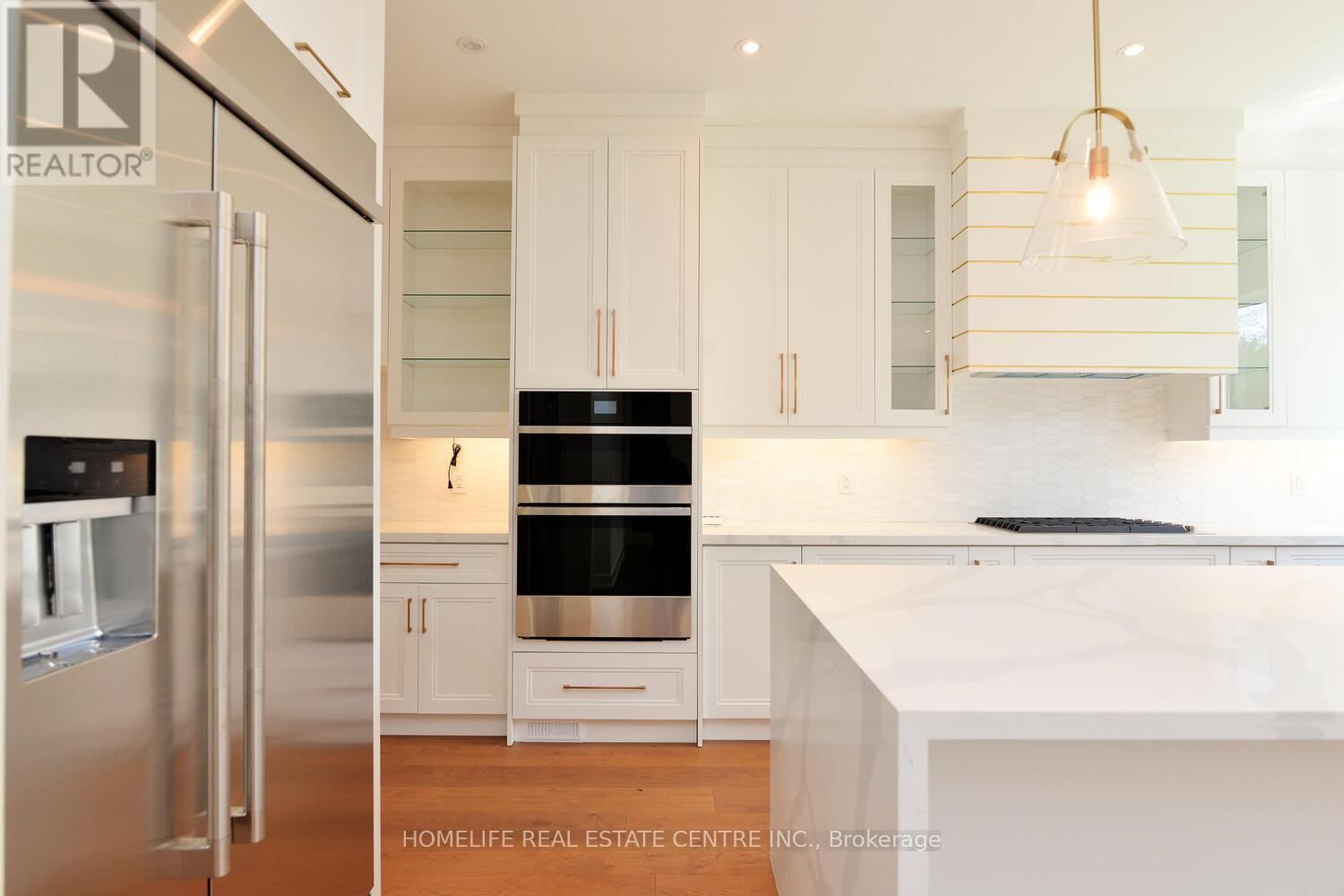 1 CAMILLA CRESCENT Image 15