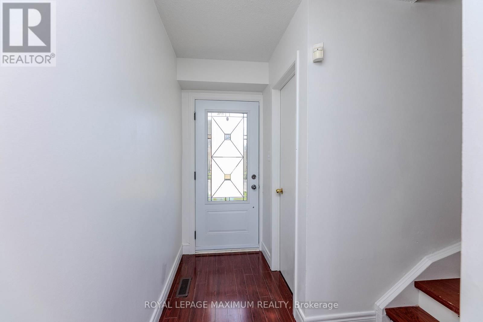 9 - 50 BLACKWELL AVENUE Image 5