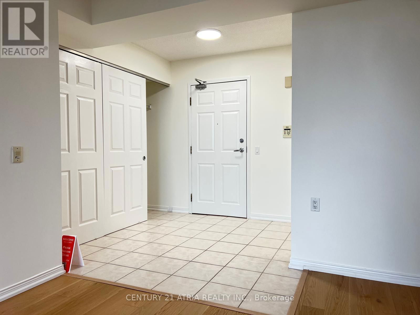 904 - 2800 WARDEN AVENUE Image 2
