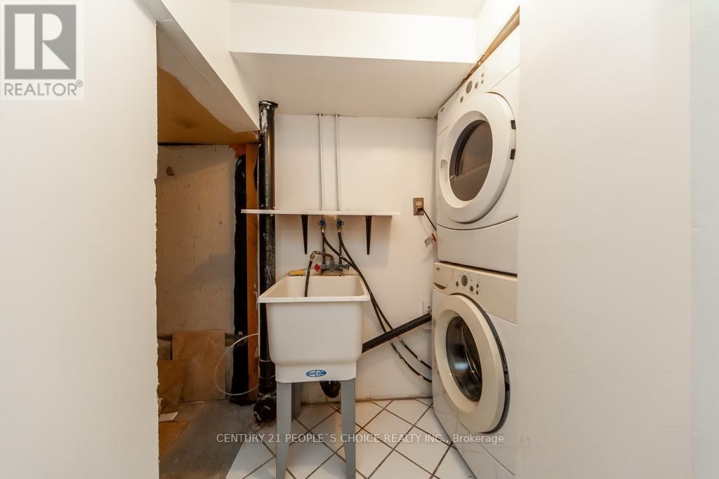 35 FERNBANK PLACE Image 10