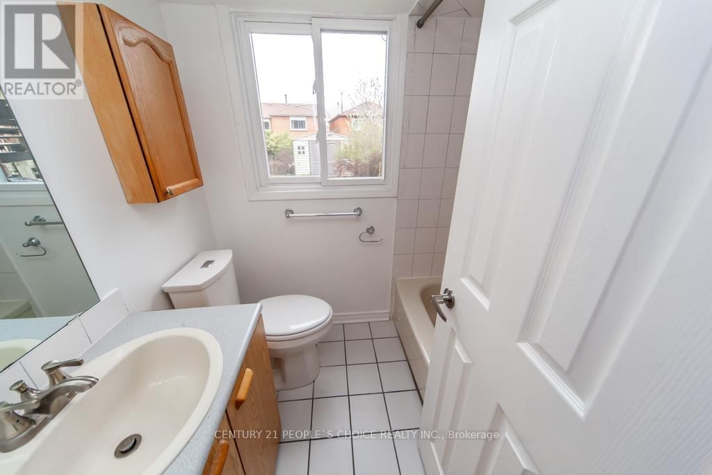 35 FERNBANK PLACE Image 15