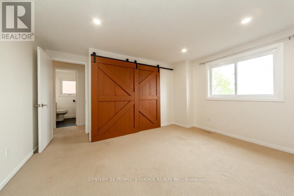 35 FERNBANK PLACE Image 29