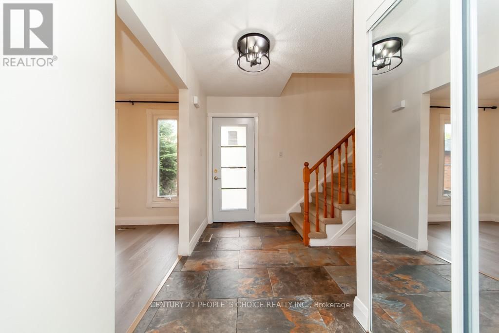 35 FERNBANK PLACE Image 3