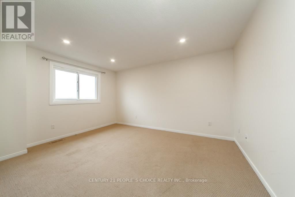 35 FERNBANK PLACE Image 30