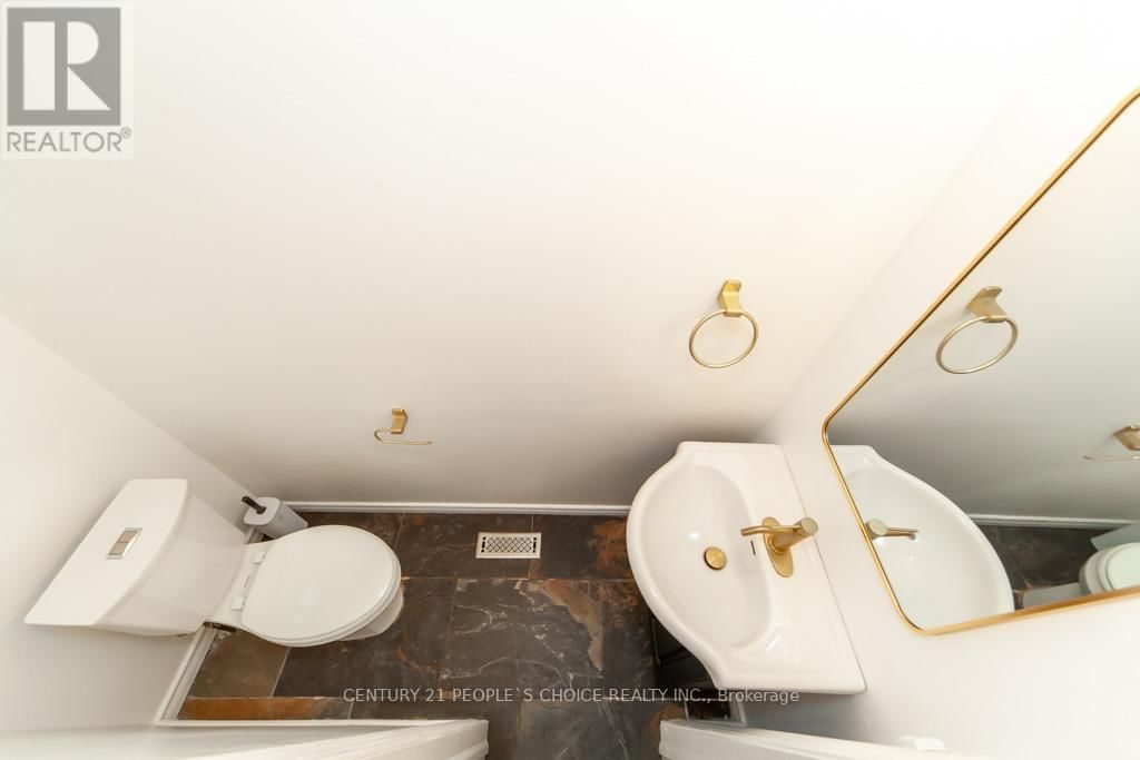 35 FERNBANK PLACE Image 35