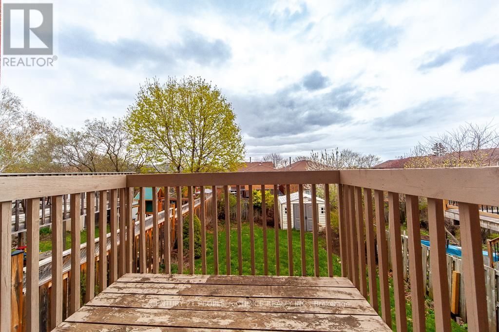 35 FERNBANK PLACE Image 39
