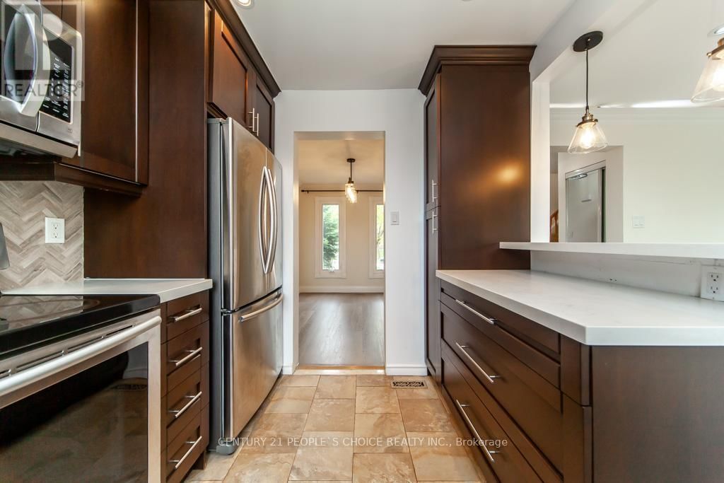 35 FERNBANK PLACE Image 43