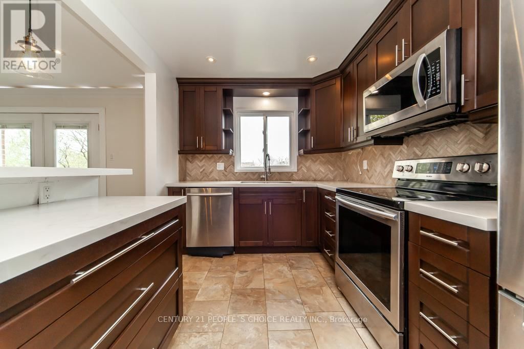 35 FERNBANK PLACE Image 46