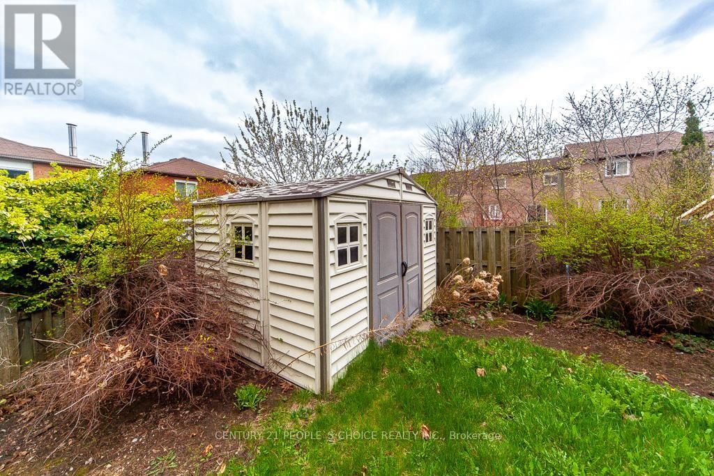 35 FERNBANK PLACE Image 7