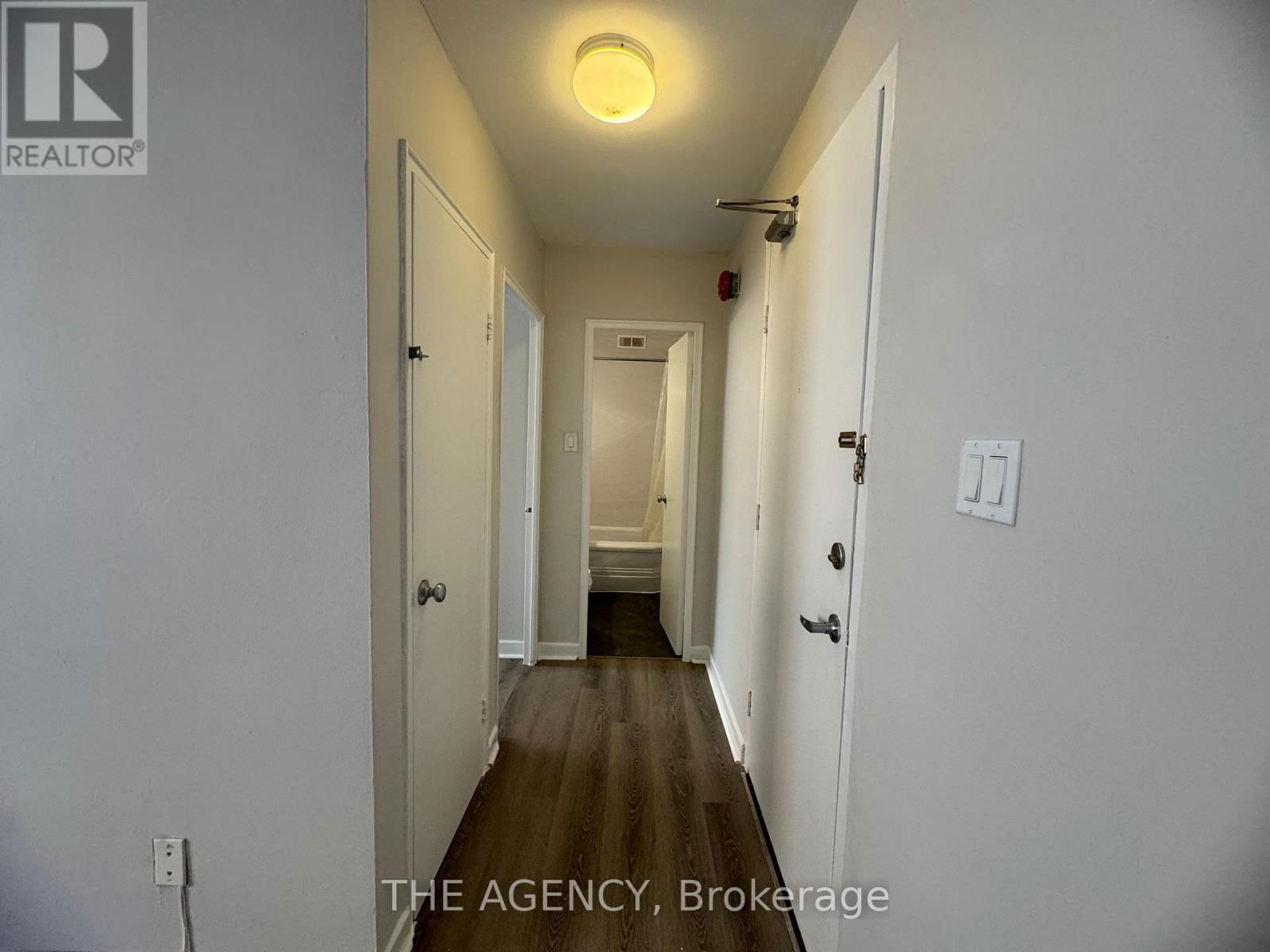 203 - 852 BROADVIEW AVENUE Image 3