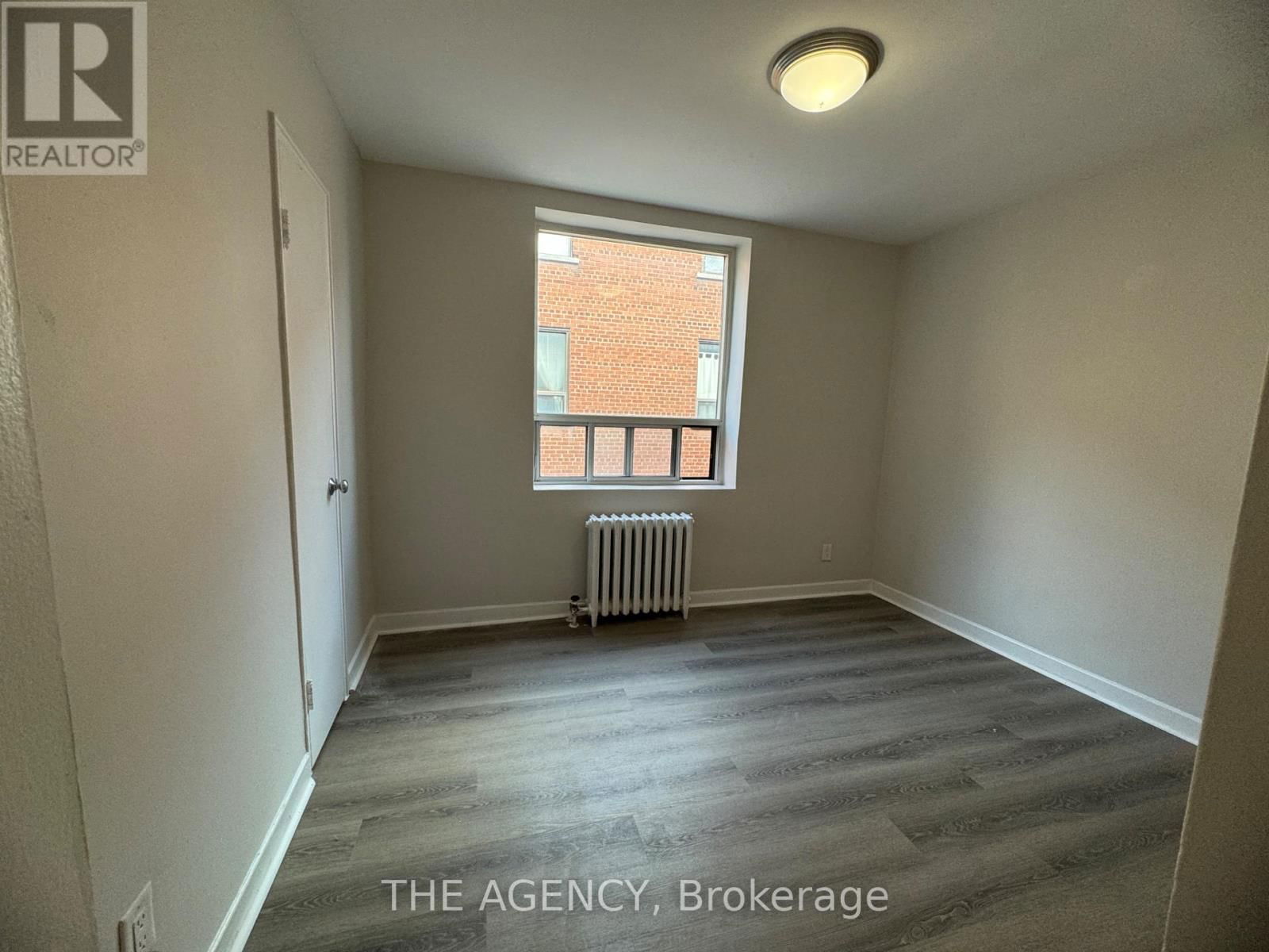 203 - 852 BROADVIEW AVENUE Image 5