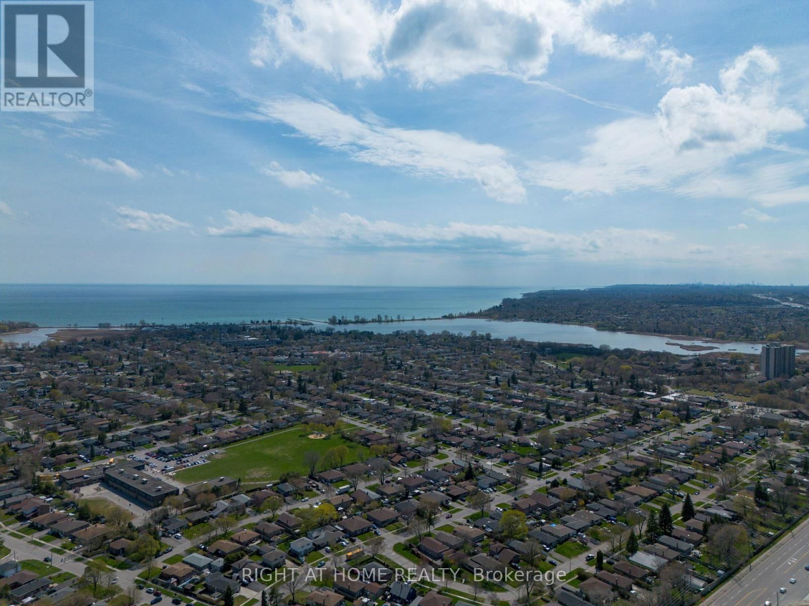 PH2804 - 1455 CELEBRATION DRIVE Image 35