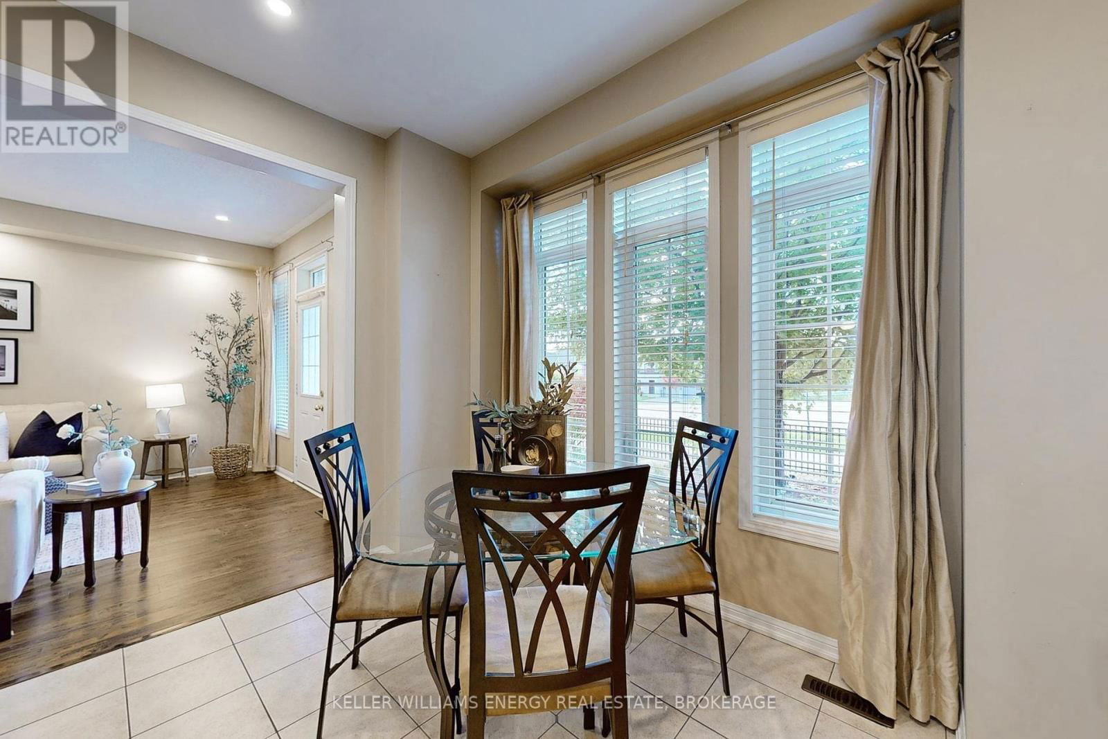 55 BARKDALE WAY Image 12
