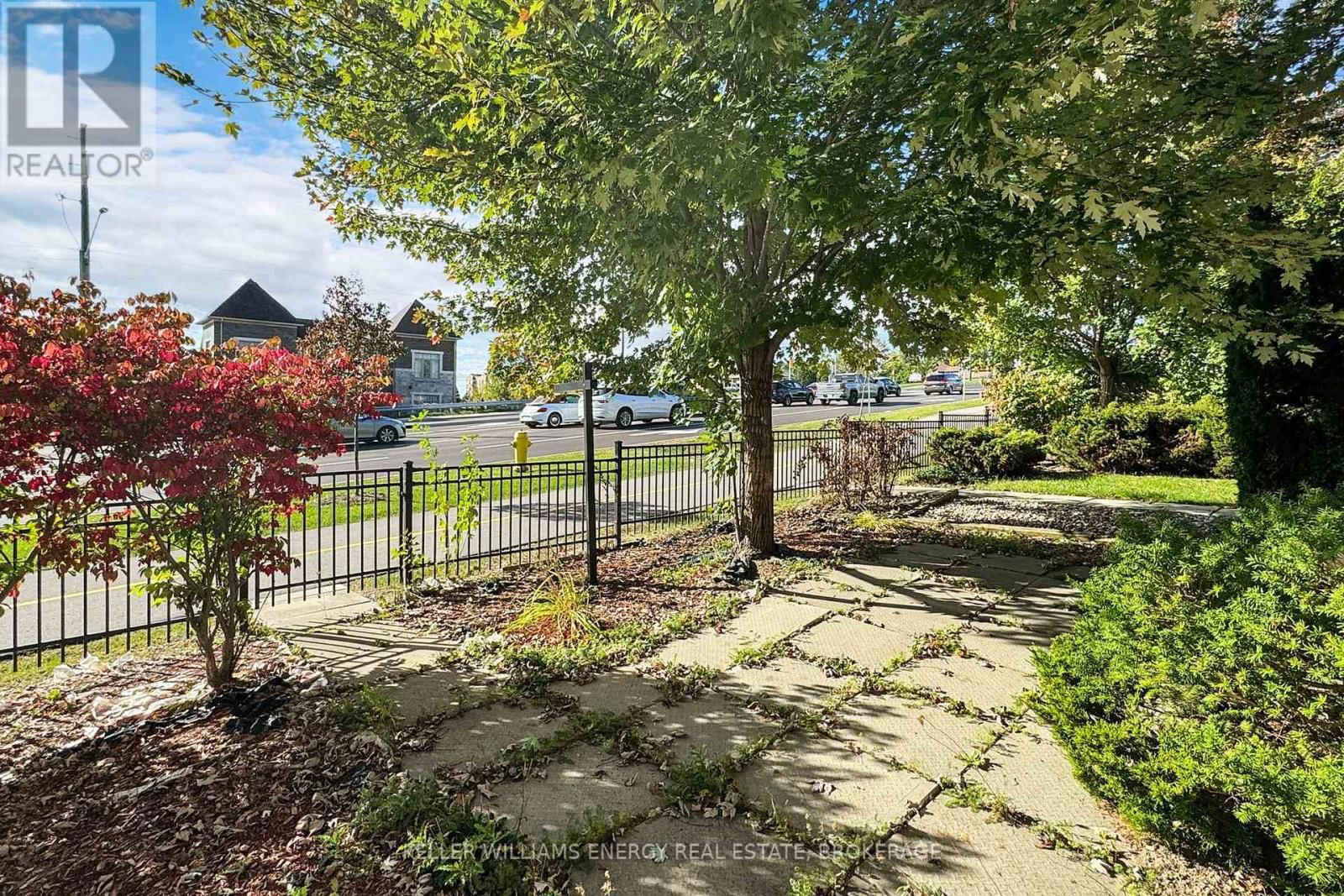 55 BARKDALE WAY Image 31