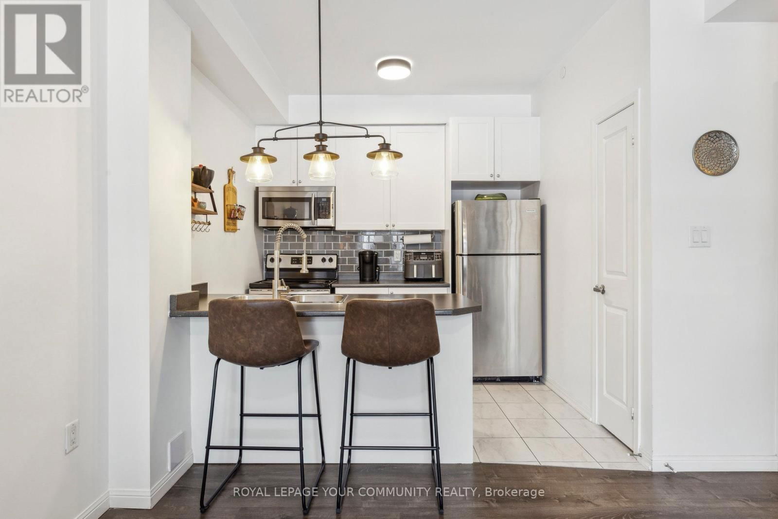 102 - 80 ASPEN SPRINGS DRIVE Image 11