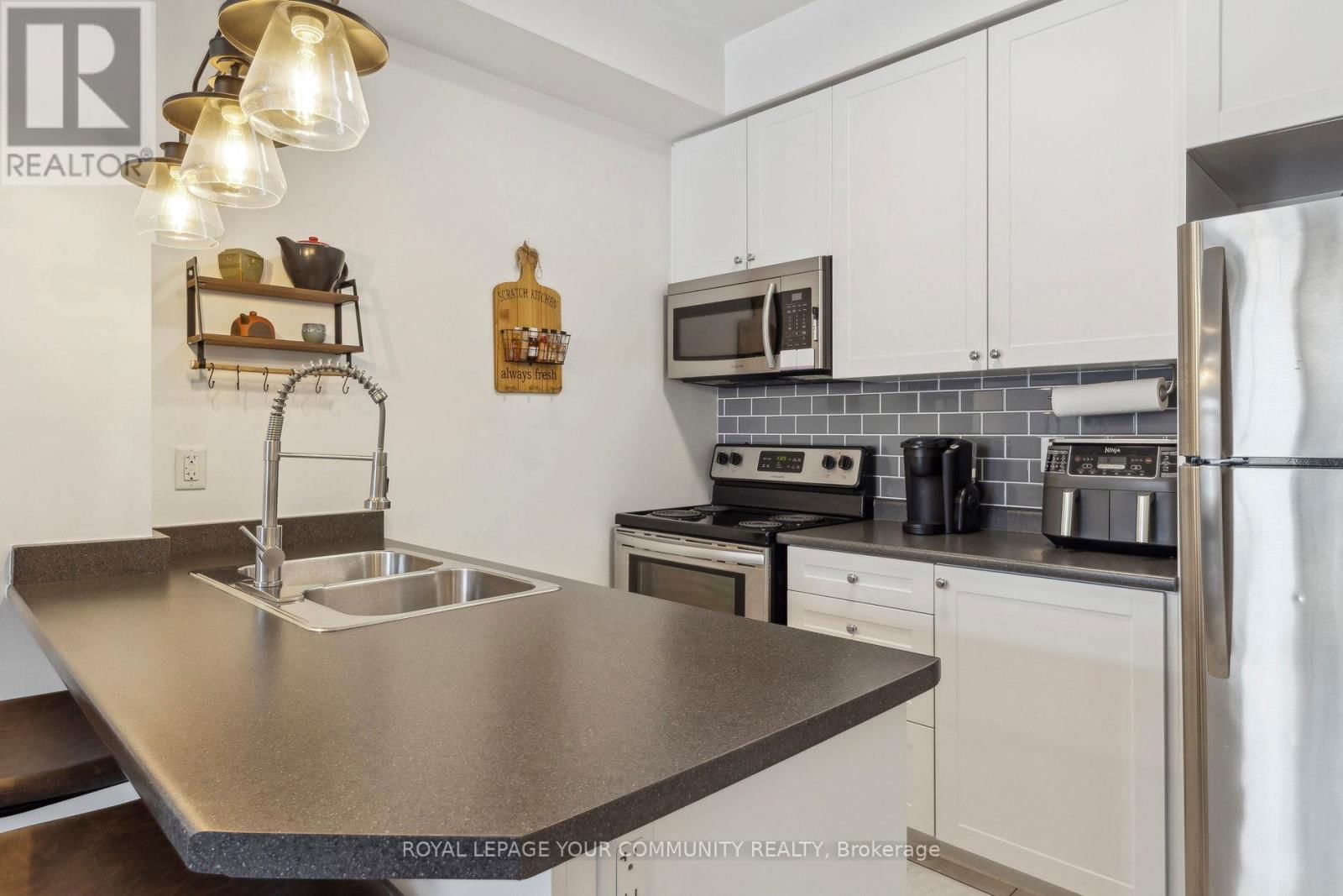 102 - 80 ASPEN SPRINGS DRIVE Image 12