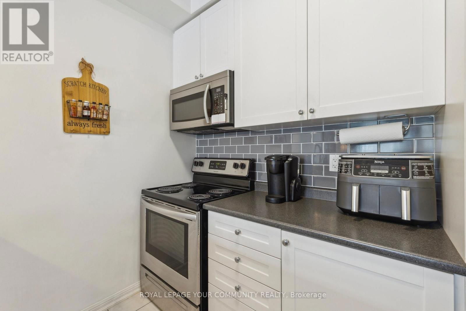 102 - 80 ASPEN SPRINGS DRIVE Image 13