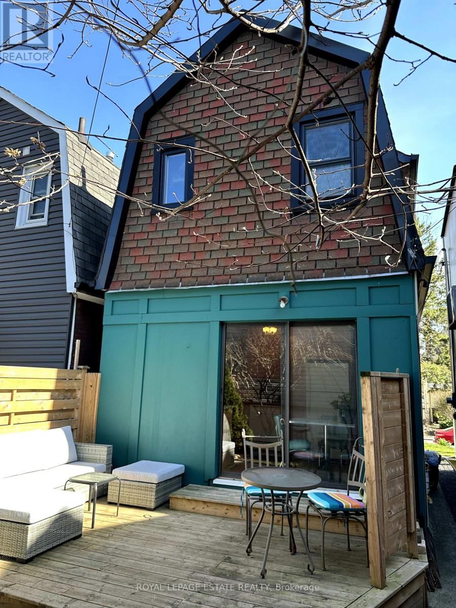 14 CASSELS AVENUE Image 21
