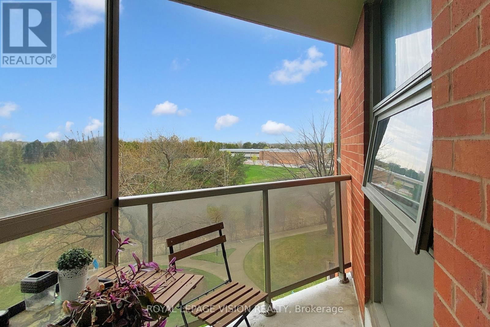 401 - 20 DEAN PARK Image 30