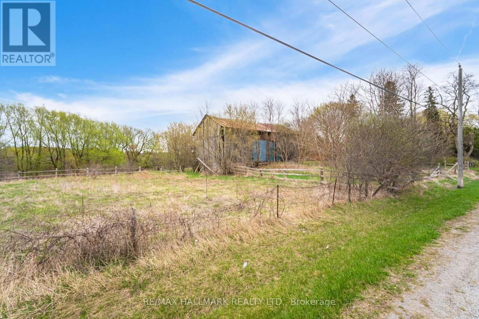 2405 AUDLEY ROAD NORTH Image 11
