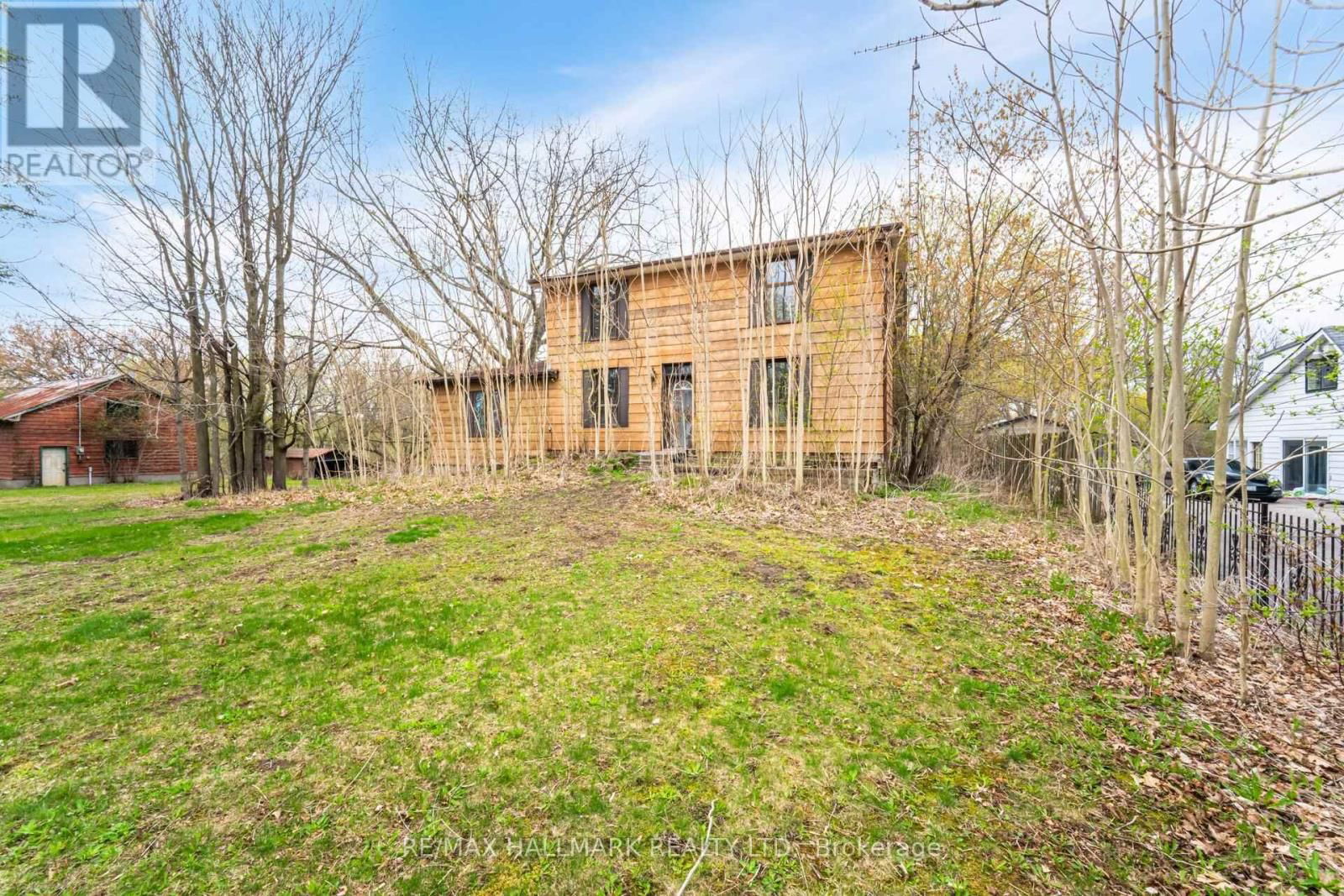 2405 AUDLEY ROAD NORTH Image 26