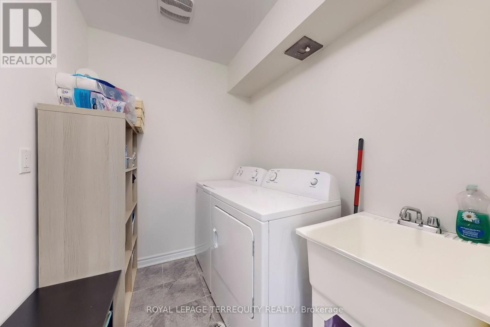 608 - 1148 DRAGONFLY AVENUE Image 36