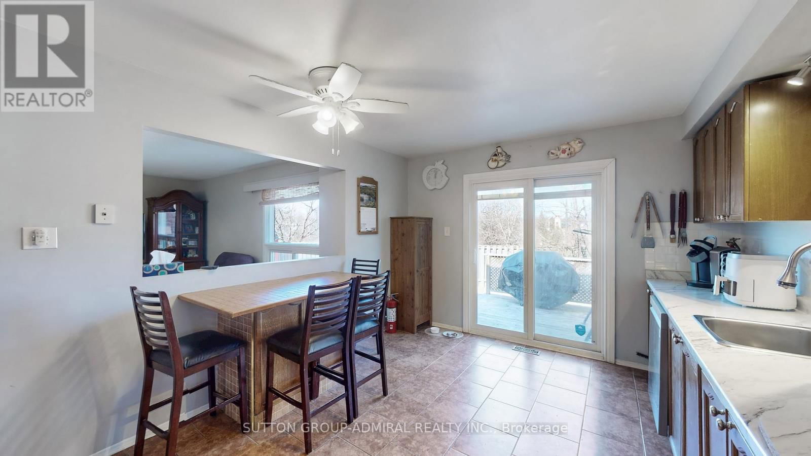68 PATTERSON CRESCENT Image 15