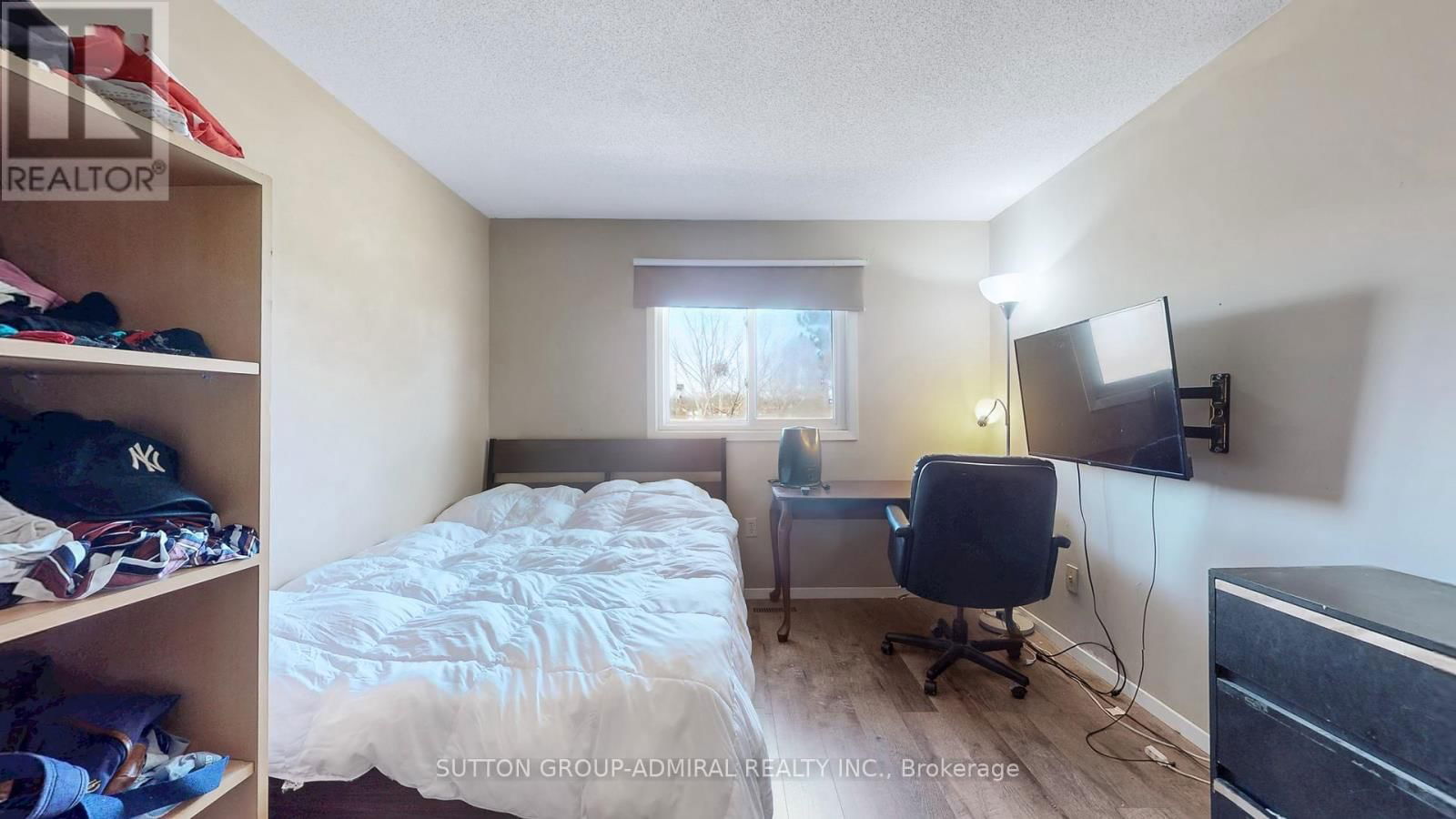 68 PATTERSON CRESCENT Image 30