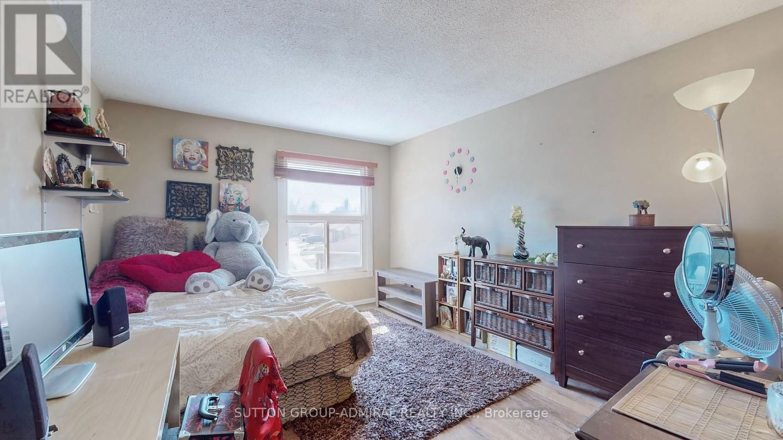 68 PATTERSON CRESCENT Image 32