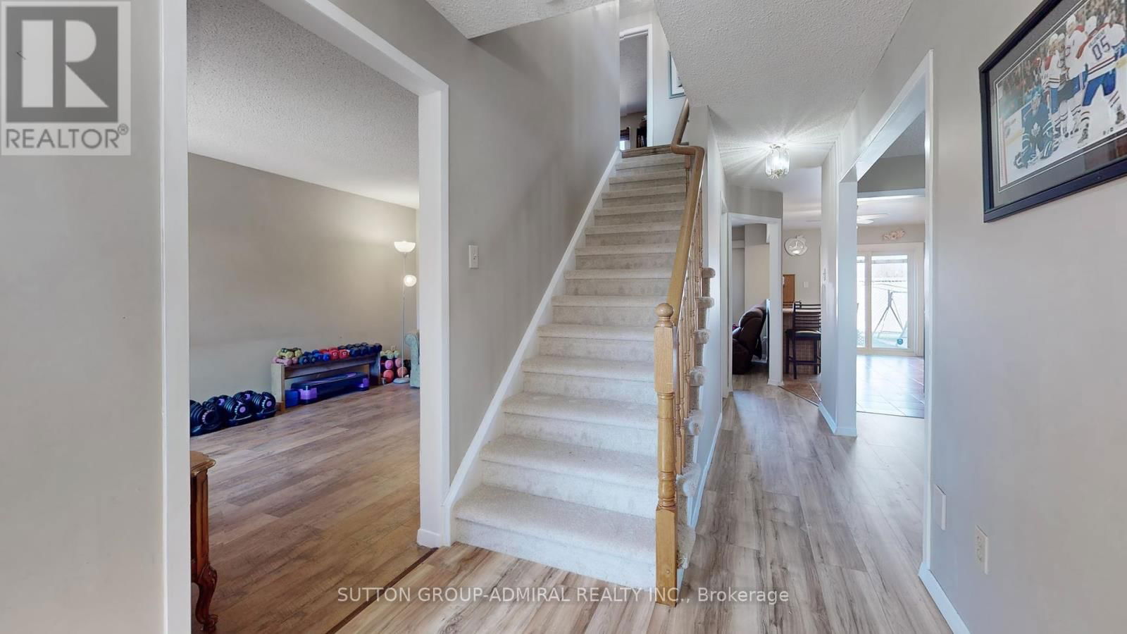68 PATTERSON CRESCENT Image 5