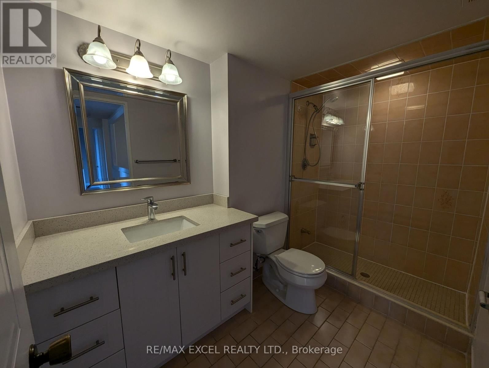 203 - 275 BAMBURGH CIRCLE Image 22