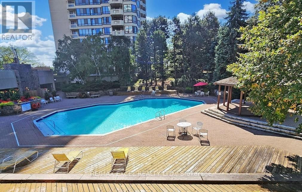 203 - 275 BAMBURGH CIRCLE Image 32