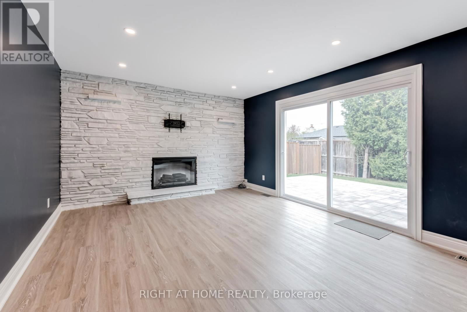 853 FERNHILL BOULEVARD Image 23