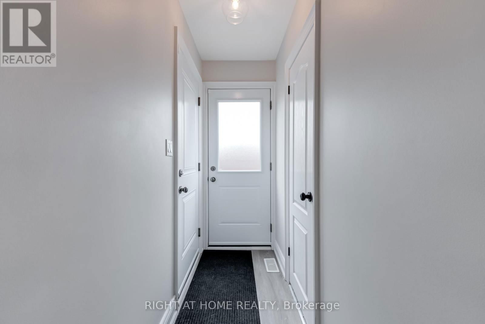 853 FERNHILL BOULEVARD Image 25