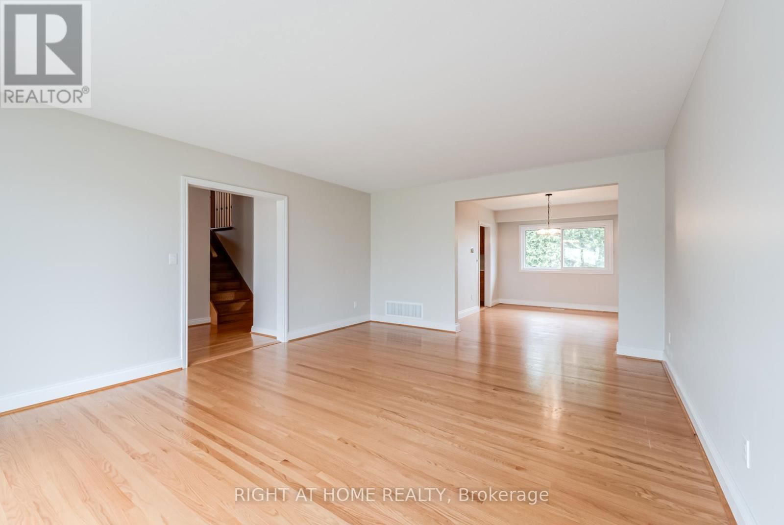 853 FERNHILL BOULEVARD Image 8
