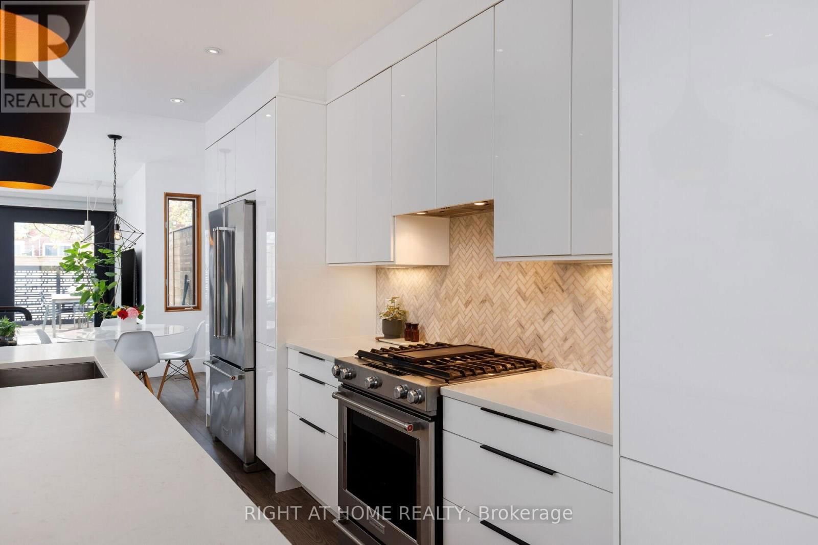 128 HAMILTON STREET Image 10